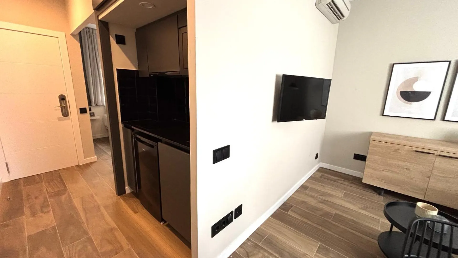 Apartamentos Laforja Barcelona Apartment