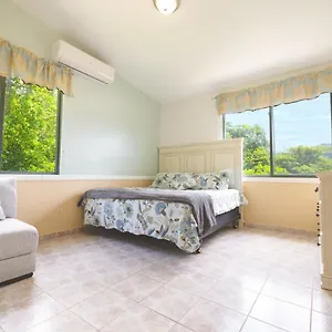 https://villa-campina-retreat-scenic-mountain-views.top-hotels-puertorico.com
