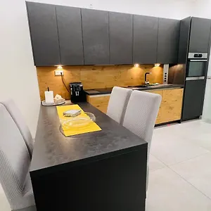 https://appartement-rue-du-canal.luxembourghotelsguide.com