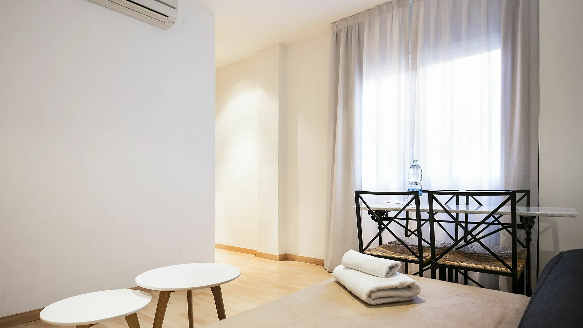 Apartamentos Laforja Barcelona Hiszpania