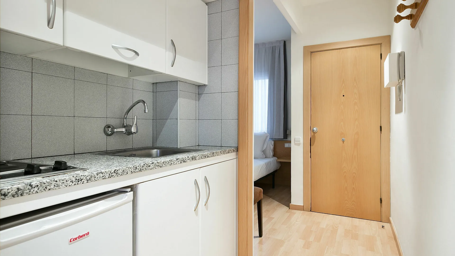 Apartamentos Laforja برشلونة